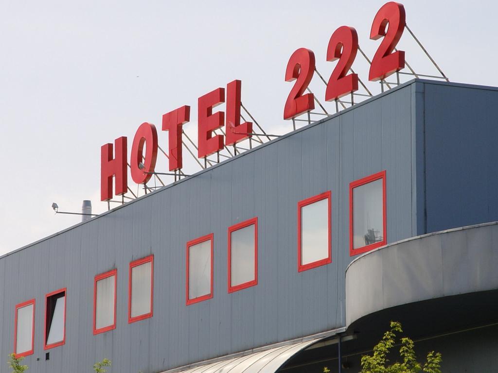 Hotel 222 Poznań Exterior foto